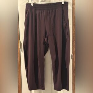 Old Navy High Waisted SleekTech Barrell Leg Pant